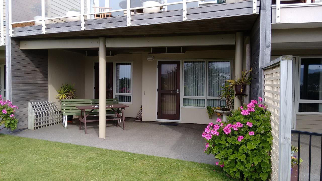 Seascape Bed & Breakfast Paraparaumu Ngoại thất bức ảnh